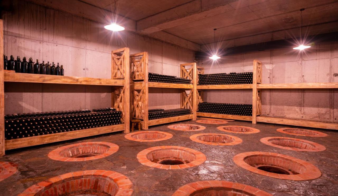 Отель Giuaani Winery Manavi Экстерьер фото